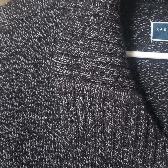 Karen Scott. Woman. Beautiful Heathered Dark Gray Cardigan;  Button Up. Size 3X - Picture 2 of 12